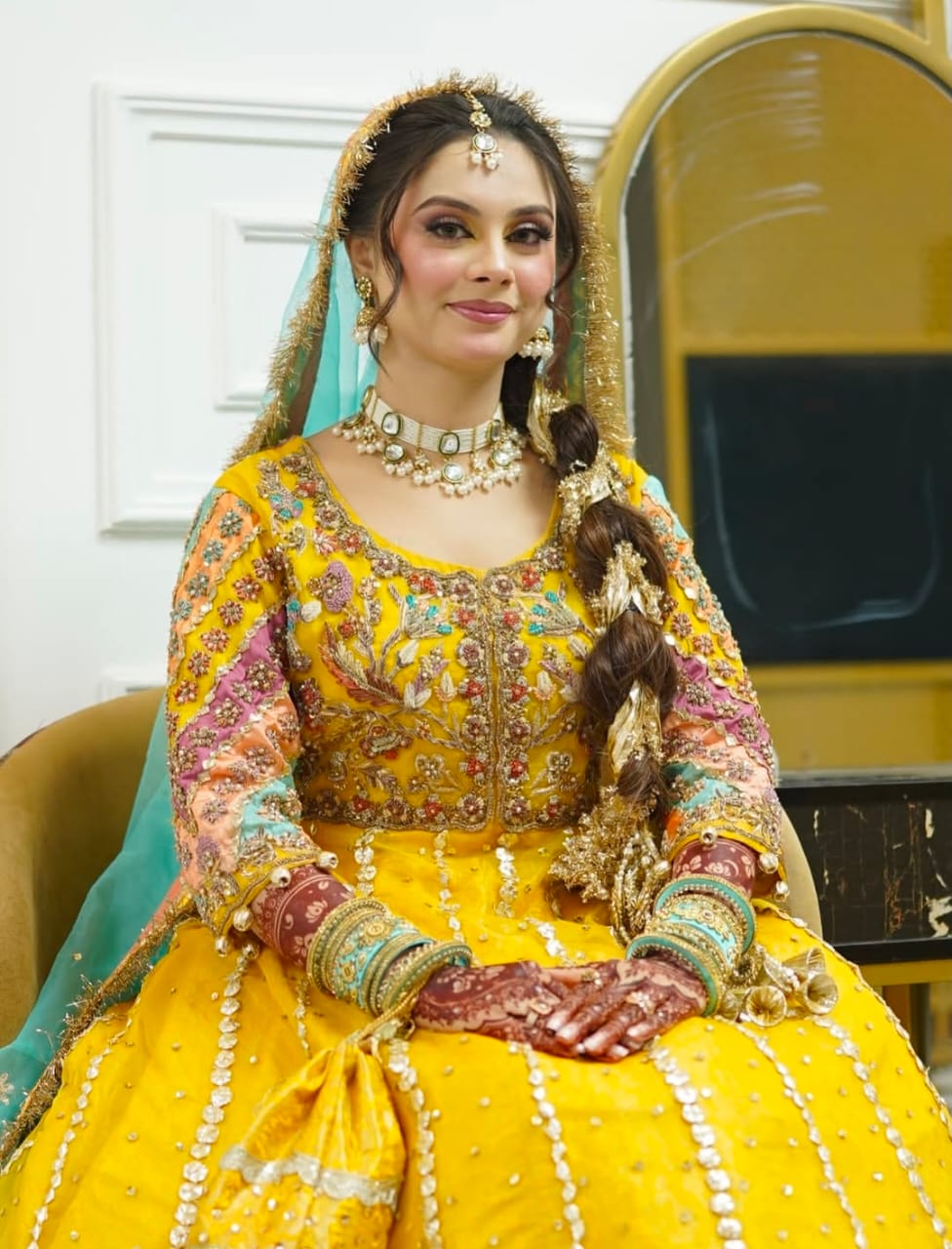 Mehndi lehenga